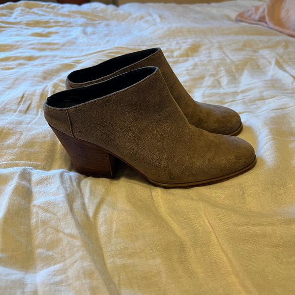Rachel Comey Grey Suede Mule - Picture 2 of 3